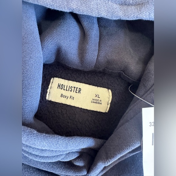 New men’s boxy fit size XL Hollister Hoodie - Picture 3 of 4